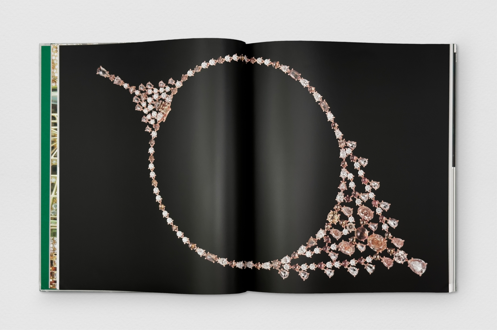 Cartier En Équilibre, High Jewelry<br>and Precious Objects